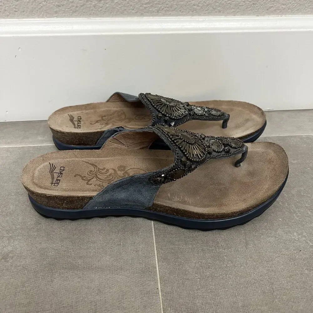 Dansko Pamela Womens Size 40 Jeweled Thong Comfort Outdoor Sandals Shoes